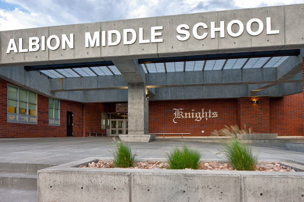 Albion MS exterior